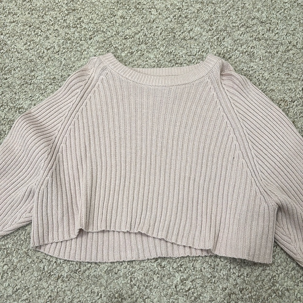 BRAND NEW NEVER BEEN WORN aéropostale size Small cropped pink sweater